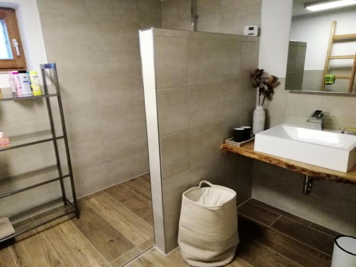 Ferienwohnung Blockhaus Juka Vinningen 外观 照片